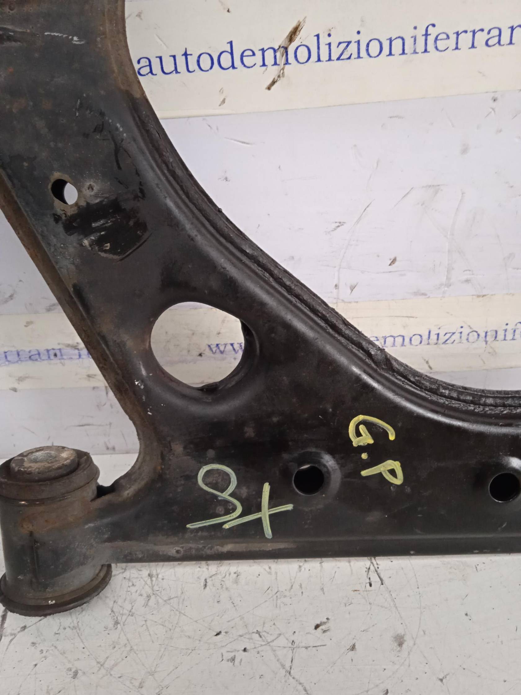 Braccio oscillante sosp. ant. sx.